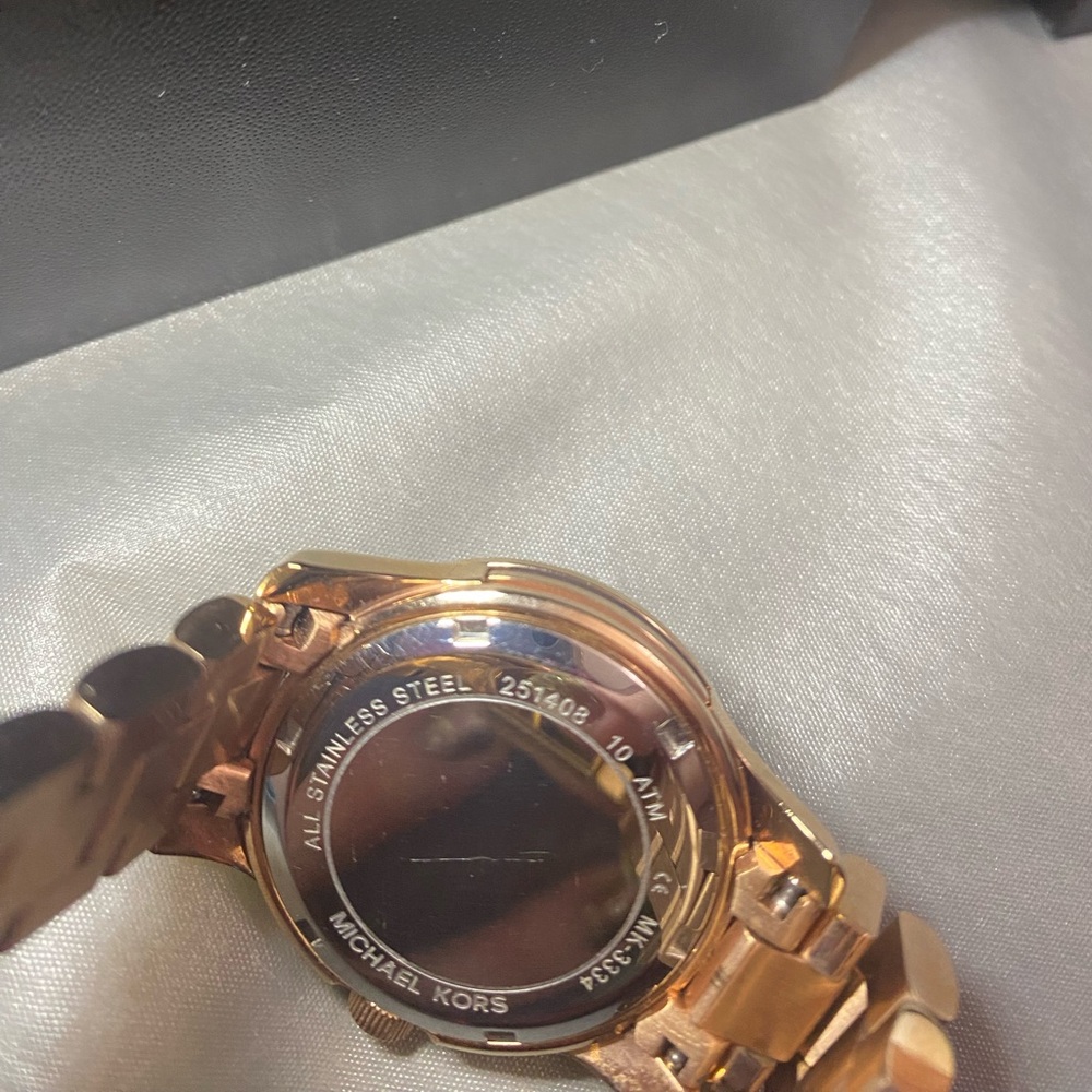 Michael Kors Women MK3334 Logo Dial Watch Rose Gold Stainless Quartz New Battery - Picture 9 of 14